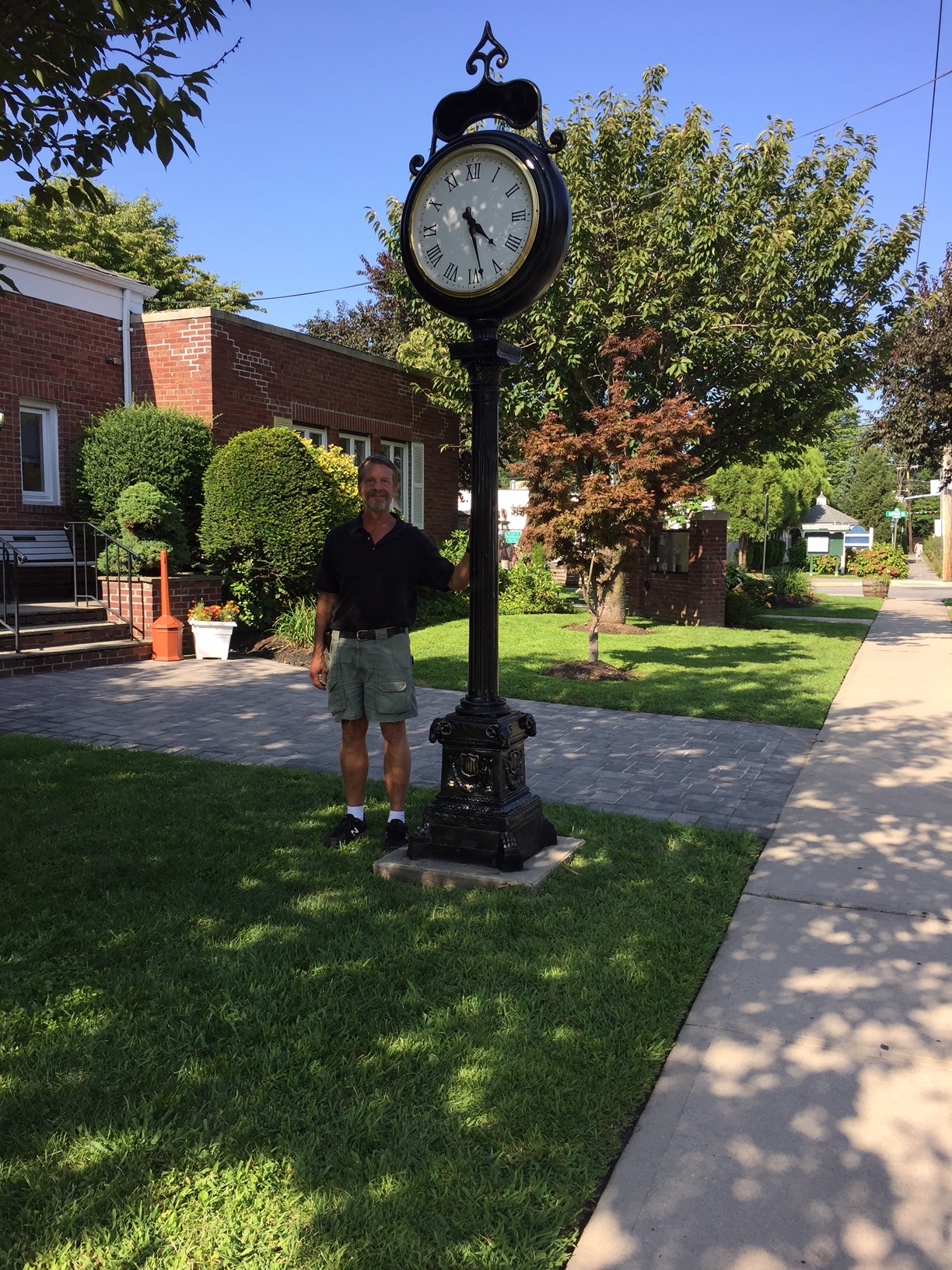 Fancy Clock and Ken